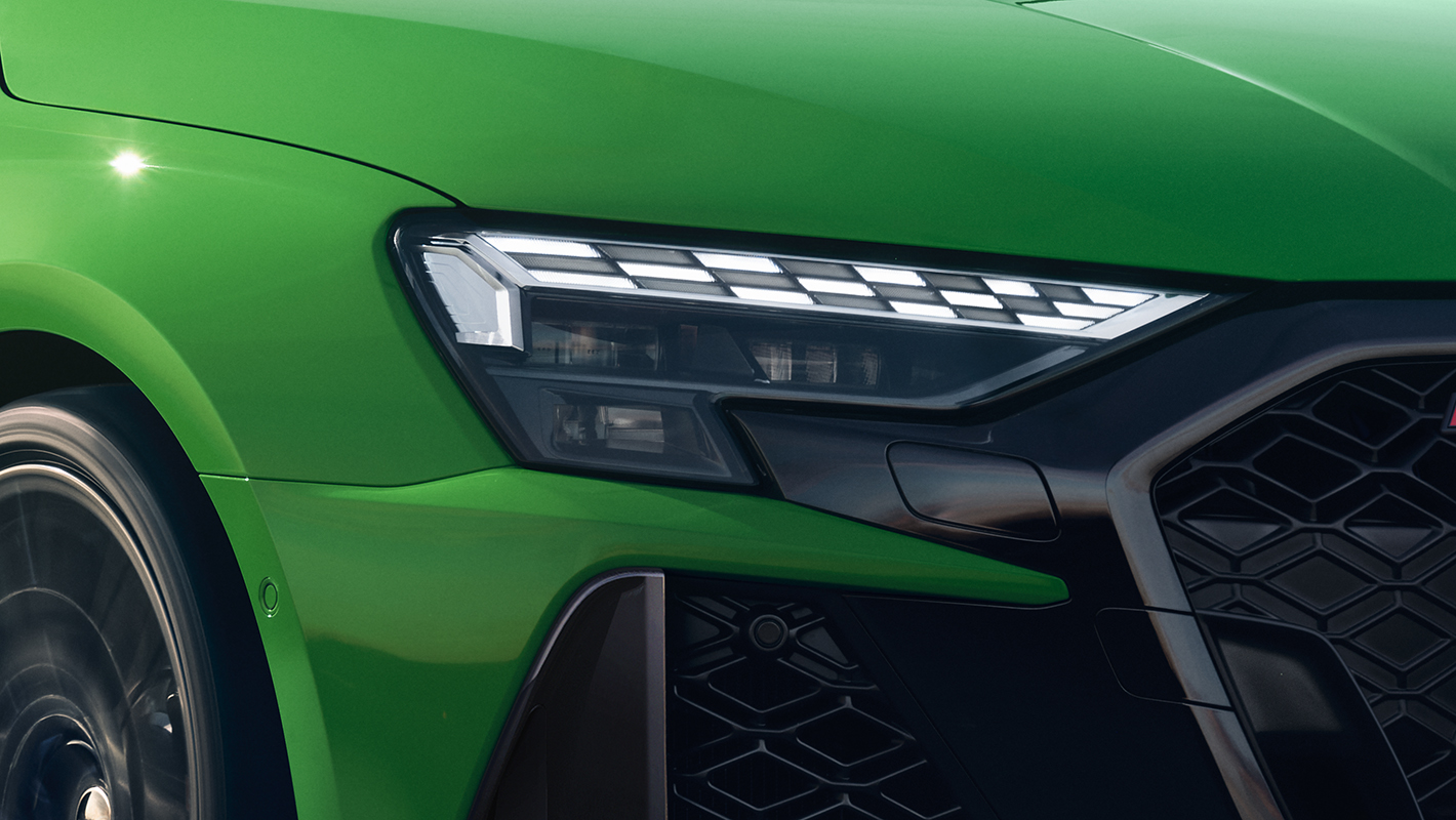 モデル解説 | Audi RS 3 | アウディ公式カタログ